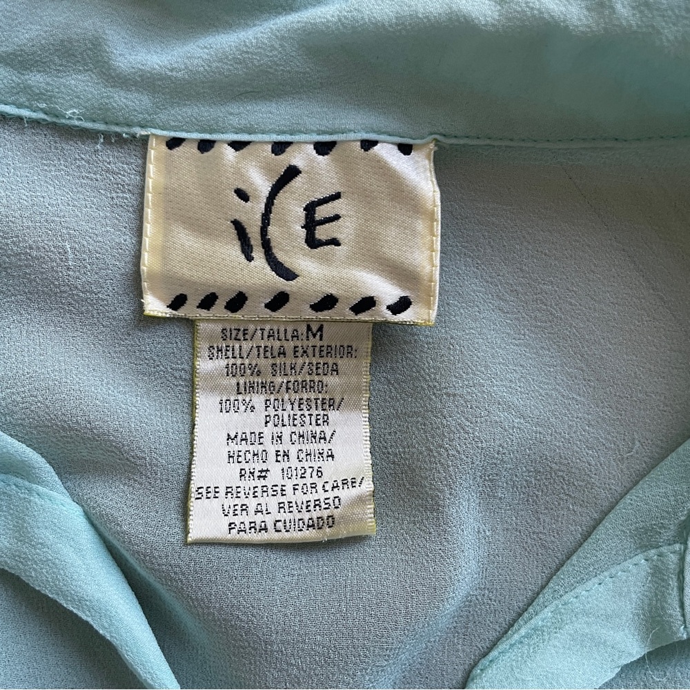 Vintage Ice Light Aqua Blouse and Camisole Set Embroidered and Beaded Size M - Picture 6 of 10